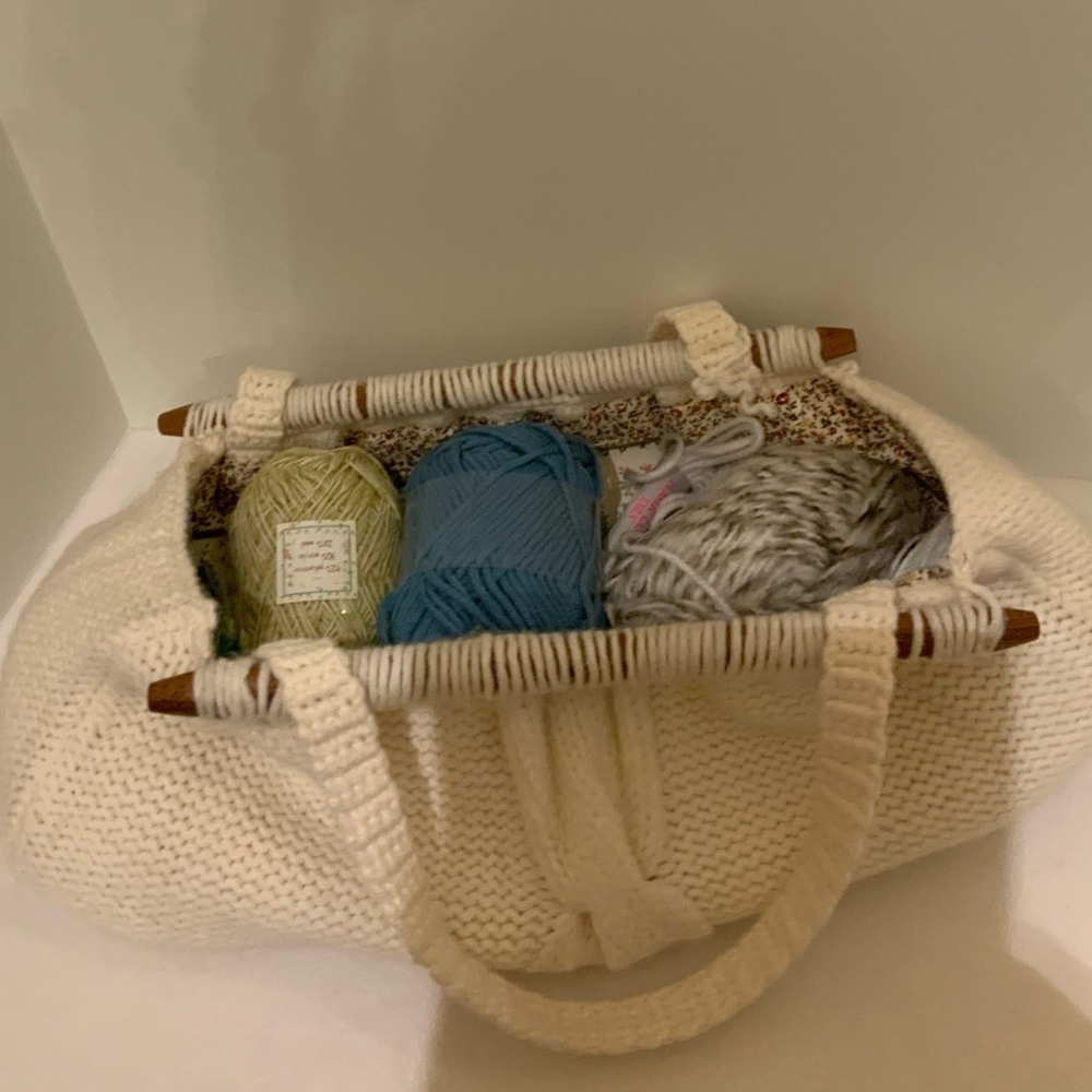Anthropologie Cream Knitted Bag- Yarn-How to book-All you need.